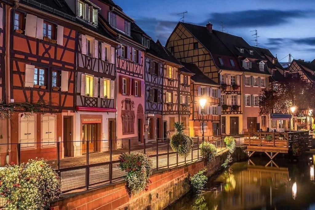 Romantique Appartement Fly Me To The Moon Colmar Exterior foto